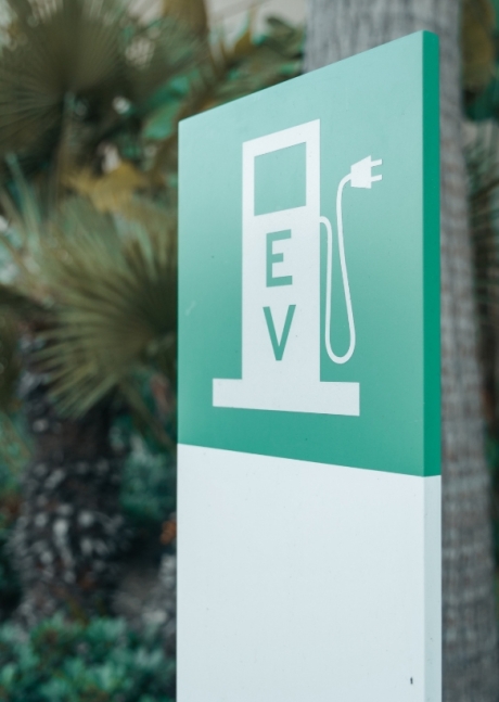 EV